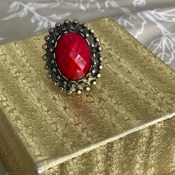 Red Statement Ring - Picture 6 of 6